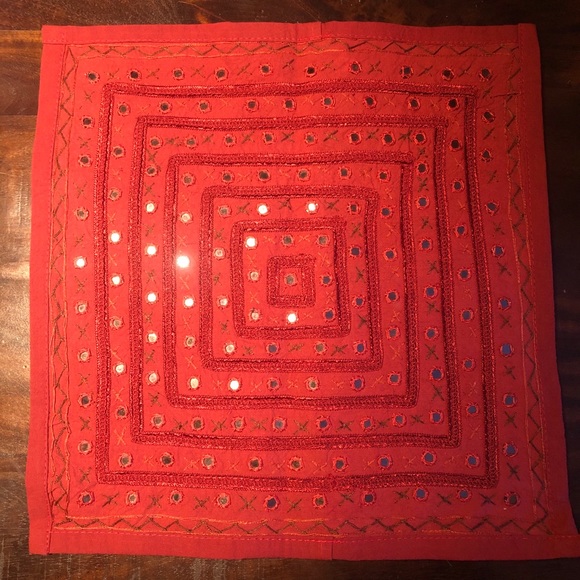 New Dark Red Embroidered Covers (Set of 2) ♥️ - Picture 3 of 11